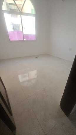 Salmaniya, Apartments, Flats, Houses & Villas, BHD 180/month,  2 BR,  2 Bedroom Unfurnished Flat For Rent Without Ewa