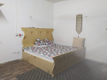 Al Malaz, Language Exchange, One Room Available In 2 Room Flat