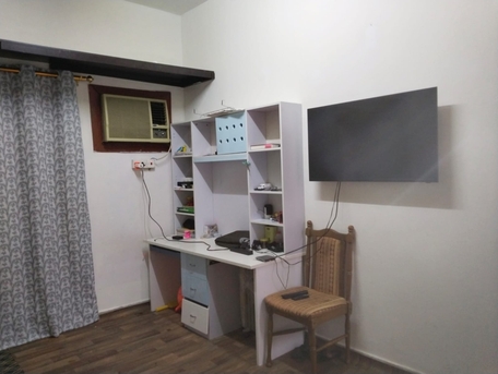 Al Malaz, Language Exchange, One Room Available In 2 Room Flat