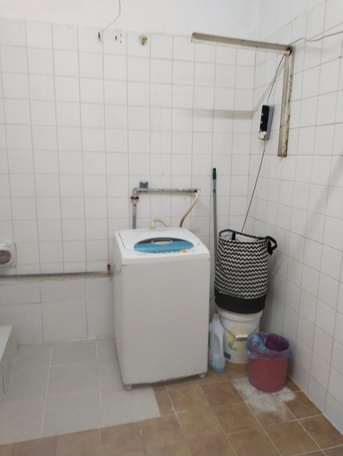 Al Malaz, Language Exchange, One Room Available In 2 Room Flat