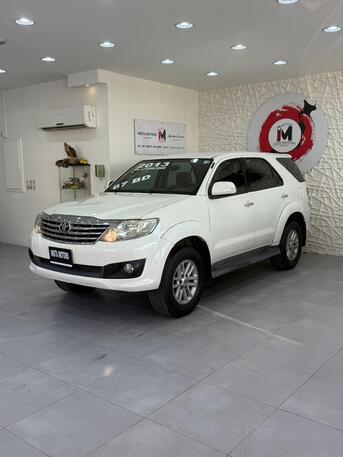 Manama, Vehicles, Cars & Trucks , BHD 4500,  Toyota Fortuner,  2013,  Automatic,  300000 KM,  -   - تويوتا فورتشنر ٢٠١٣