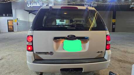 Riyadh, Vehicles, Cars & Trucks , SAR 22000,  Ford Explorer,  2009,  Automatic,  350000 KM,  SAR 22000,  XLT Model, , , ,  With Sunroof N 4x4 Full O