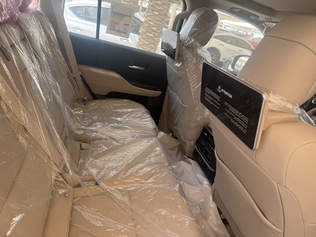 Jeddah, Vehicles, Cars & Trucks , SAR 328000,  TOYOTA  LandCruiser GXR L4,  2026,  Automatic,  500 KM,   Top Line  MODEL