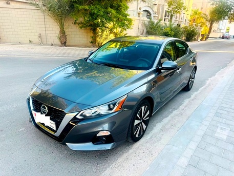 Manama, Vehicles, Cars & Trucks , BHD 5800,  Nissan Altima SV,  2021,  Automatic,  61000 KM,   Full Option First Owner Fully Agency Maintained Low Mileage Neat Clean Ca