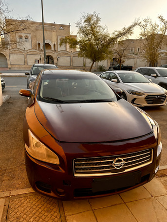 Al Rawabi, Vehicles, Cars & Trucks , SAR 15,  Nissan Maxima 2010 Full Option,  2010,  Automatic,  298 KM,  Nissan Maxima  &ndash; Full Option &ndash; SAR 15,000