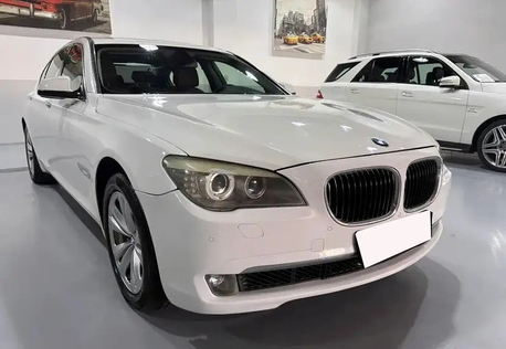Manama, Vehicles, Cars & Trucks , BHD 3500,  BMW 740Li,  2011,  Automatic,  174000 KM,  Urgent BMW Car Sale
