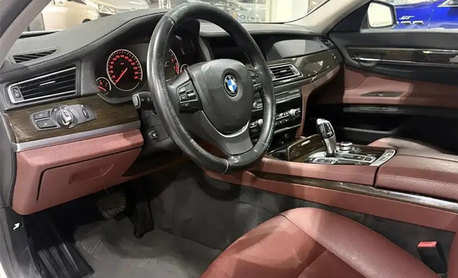 Manama, Vehicles, Cars & Trucks , BHD 3500,  BMW 740Li,  2011,  Automatic,  174000 KM,  Urgent BMW Car Sale