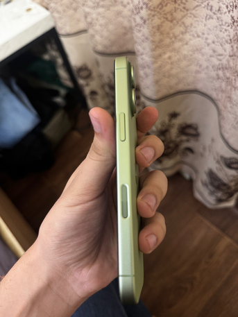 Riyadh, Mobile Phones, SAR 2800,  Iphone 17