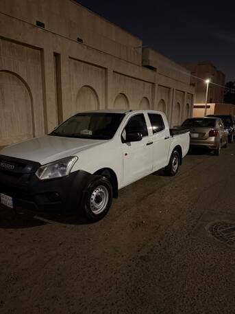 Al Rehab, Vehicles, Cars & Trucks , SAR 45000,  Isuzu D-MAX,  2018,  Manual,  291000 KM,    4x2