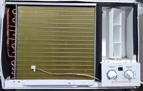 Al Aziziyah, Air Conditioners, SAR 1,  For Sale, Used, Clean, Almost New Window Air Conditioners, With Warranty, With Delivery