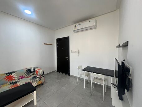 Jannusan, Apartments, Flats, Houses & Villas, BHD 245/month,  Furnished,  1 BR,  Modern One-Bedroom Fully Furnished Apartment For Rent Near Seef