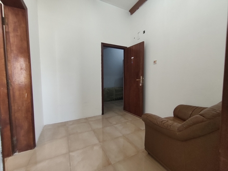 Gudaibiya, Apartments, Flats, Houses & Villas, BHD 150/year,  1 BR,  Gudaibiya:- 1Bhk Flat On Rent With Unlimited Ewa & Ac.