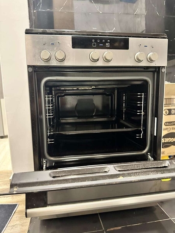 Al Muruj, Appliances, SAR 700,  Move Out Sale For TV,Sofa And Cooking Range