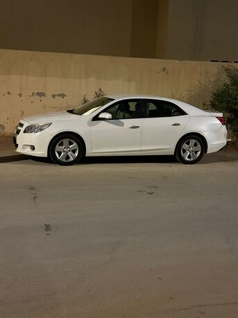 Riyadh, Vehicles, Cars & Trucks , SAR 16000,  Chevrolet Malibu LT (White),  2013,  Automatic,  182 KM,