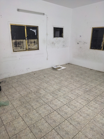 Al Aziziyah, Apartments, Flats, Houses & Villas, SAR 750/year,  2 BR,  2 Rooms In A Sharing Flat