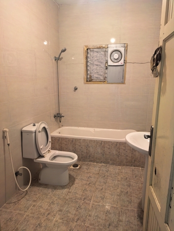 Al Aziziyah, Apartments, Flats, Houses & Villas, SAR 750/year,  2 BR,  2 Rooms In A Sharing Flat