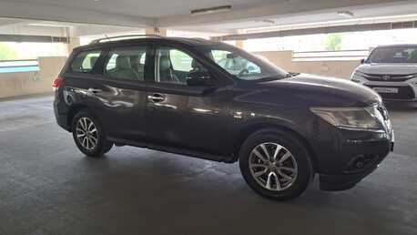 Umm Al Hassam, Vehicles, Cars & Trucks , BHD 3000,  Nissan Pathfinder,  2015,  Automatic,  81500 KM,    - Lady Driven
