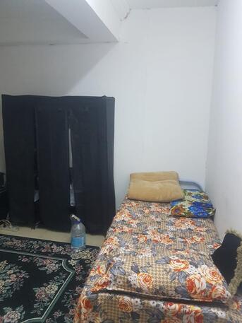 Makkah, Bedspace For Rent, SAR 325/month,  Bed Space Available &ndash; Looking For A Roommate With Electric Bill No Hajj Exit