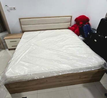 Jeddah, Furniture, SAR 1200,  Bed With Mattress &ndash; Home Center &ndash; Almost New Excellent Condition &ndash; Urgent Sale