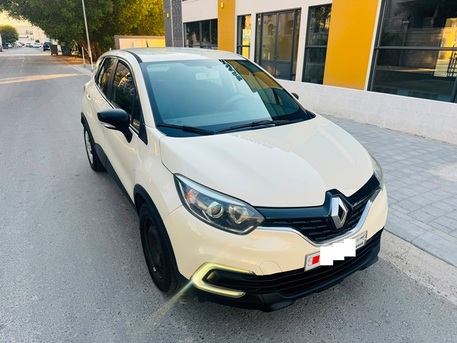 Manama, Vehicles, Cars & Trucks , BHD 2900,  Renault Capture,  2018,  Automatic,  119000 KM,   HB Neat Clean Well Maintained For Sale! Expat Leaving!