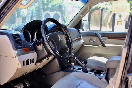Amman, Vehicles, Cars & Trucks , JOD 5000,  Mitsubishi Pajero,  2008,  Automatic,  157929 KM,   GLS  Diplomatic