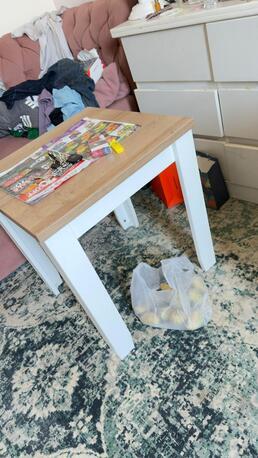 Manama, Household Items, BHD 8,  Good Condition Small Table For Sale