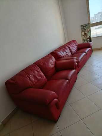 Manama, Household Items, BHD 25,  Good Condition Sofa For Sale