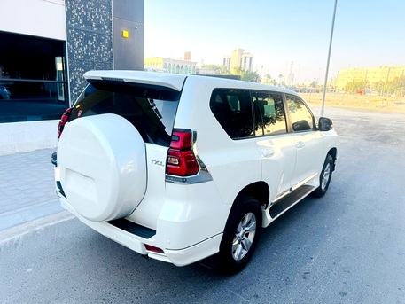 Bilad Al Qadeem, Vehicles, Cars & Trucks , BHD 15000,  Toyota Prado,  2022,  Automatic,  53000 KM,   V4 SINGLE OWNER AGENT MAINTAINED AVAILABLE ON MONTHLY INSTALLMENT OR CASH