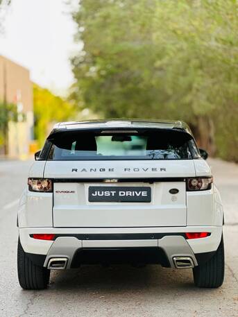 Segaya, Vehicles, Cars & Trucks , BHD 4950,  Land Rover Range Rover Evoque,  2015,  Automatic,  97000 KM,  RANGE ROVER EVOQUE  MODEL FULLY LOADED WITH PANORAMIC SUNROOF 35400768