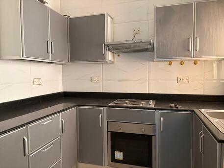 Manama, Apartments, Flats, Houses & Villas, BHD 280/month,  Furnished,  2 BR,  2BHK ROOM AVAILABLE (TUBILI)