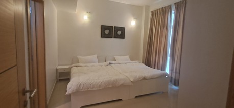 Amwaj Islands, Apartments, Flats, Houses & Villas, BHD 400/month,  Furnished,  2 BR,  120 Sq. Meter,  LUXURY 2BR APARTMENT IN AMWAJ ISLAND | SPACIOUS | FULLY FURNISHED | BALCONY | POOL | GYM