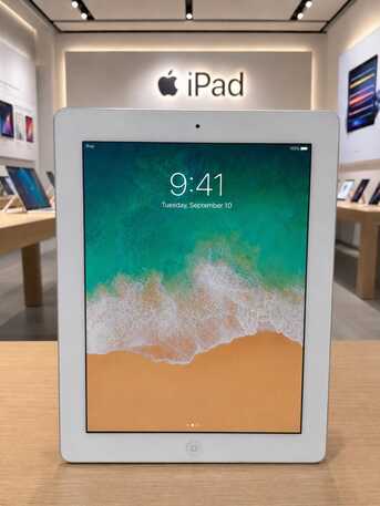 Manama, Electrical & Plumbing, BHD 28,  Apple IPad 4 (32GB) &ndash; Good Condition Perfect For YouTube, Browsing Call/WhatsApp 39548774
