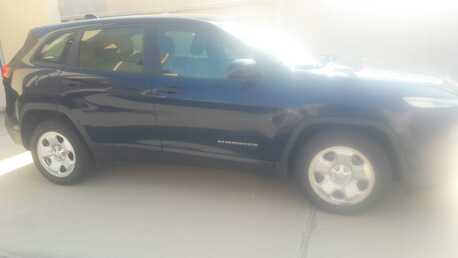 Yanbu, Vehicles, Cars & Trucks , SAR 38,  Jeek Cheokee,  2016,  Automatic,  176000 KM,  (Demand 38K)