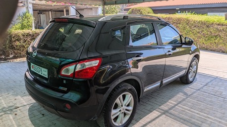 Manama, Vehicles, Cars & Trucks , BHD 1900,  Nissan Qashqai,  2011,  Automatic,  99000 KM,  Very Good Condition.