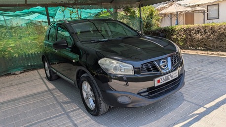 Manama, Vehicles, Cars & Trucks , BHD 1900,  Nissan Qashqai,  2011,  Automatic,  99000 KM,  Very Good Condition.