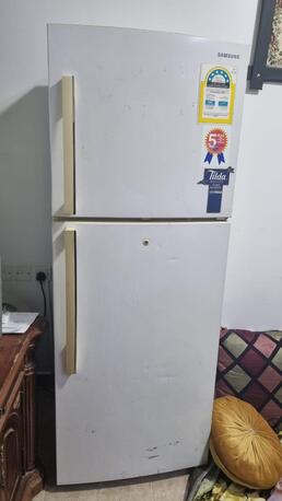 Al Malaz, Household Items, SAR 400,  SAR 400, Samsung 351 LITRES (RT45HSSW) Used Refrigerator / Fridge