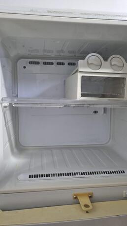 Al Malaz, Household Items, SAR 400,  SAR 400, Samsung 351 LITRES (RT45HSSW) Used Refrigerator / Fridge