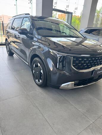 Heliopolis, Automotive, ايجار كيا كرنفال بالسائق | فان عائلي فاخر وس