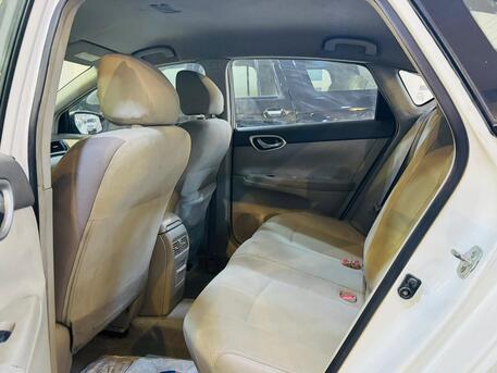 Manama, Vehicles, Cars & Trucks , BHD 1750,  Nissan Sentra,  2015,  200000 KM,  1.6L - With Alloy Wheels