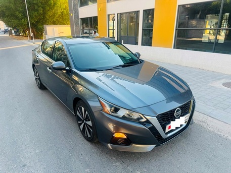 Manama, Vehicles, Cars & Trucks , BHD 5800,  Nissan Altima,  2021,  Automatic,  61000 KM,  Full Option With Sunroof # First Owner # Brand New Condition
