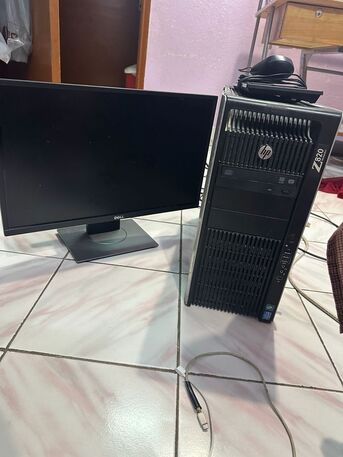 Riyadh, Computers, SAR 2200,  HP Z820 Workstation With Monitor For Sale