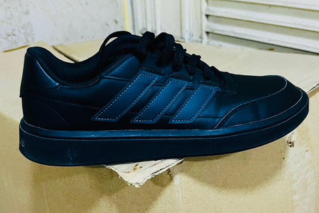 Dammam, Clothing & Accessories, SAR 195,  Adidas Shoe (100% Original-Size 40.5)-price Is Negotiable