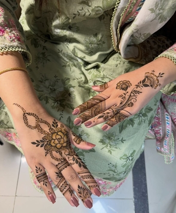Yanbu, Beautician, Mehandi (Henna)