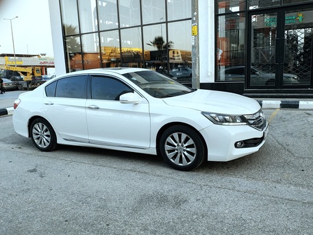 Riyadh, Vehicles, Cars & Trucks , Honda Accord,  2015,  Automatic,  240000 KM,  🚗   💰 Price: Negotiable For Serious Buyers