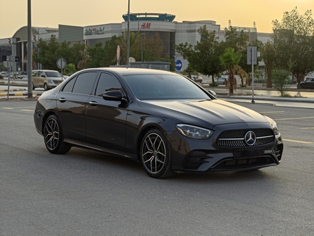 Riyadh, Vehicles, Cars & Trucks , SAR 140000,  Mercedes-Benz E-Class,  2022,  Automatic,  58000 KM,  E200