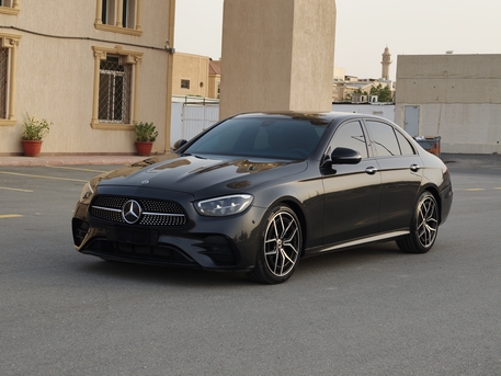 Riyadh, Vehicles, Cars & Trucks , SAR 140000,  Mercedes-Benz E-Class,  2022,  Automatic,  58000 KM,  E200
