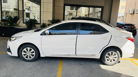 East Riffa, Vehicles, Cars & Trucks , BHD 4500,  Toyota Corolla 1.6 XLi,  2018,  Automatic,  180000 KM,  Toyota Corolla For Urgent Sale
