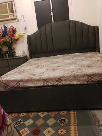 Jeddah, Furniture, SAR 2000,  Double Bed With Mattress + Cupboard + Dressing Table + 2 Side Tables + Stool + LCD (Wi-Fi)