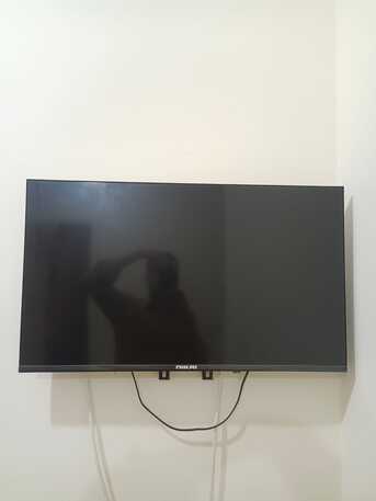 Jeddah, Furniture, SAR 2000,  Double Bed With Mattress + Cupboard + Dressing Table + 2 Side Tables + Stool + LCD (Wi-Fi)