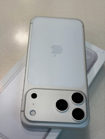 Dammam, Mobile Phones, SAR 5400,  Iphone 17 Pro Max  Sim